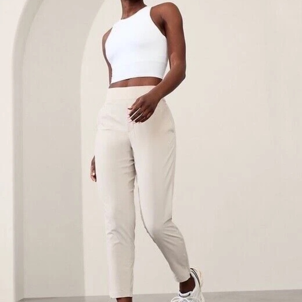 Elegant Light Grey Women's Brooklyn Ankle Pants